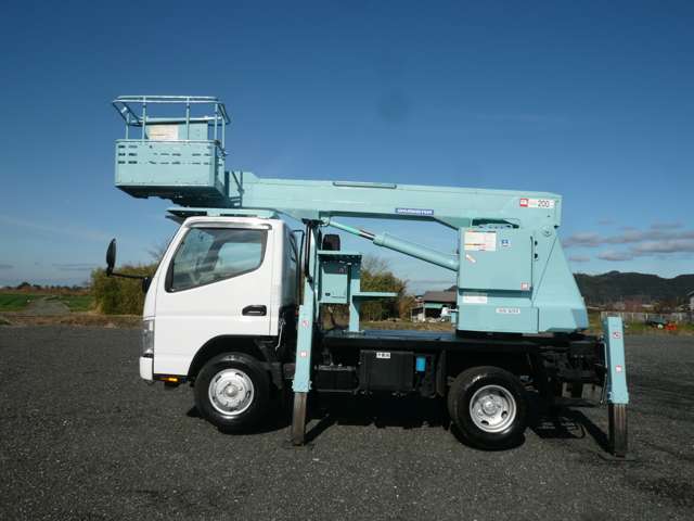Mitsubishi Fuso Canter 3