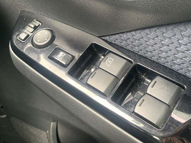 Mitsubishi eK X 11