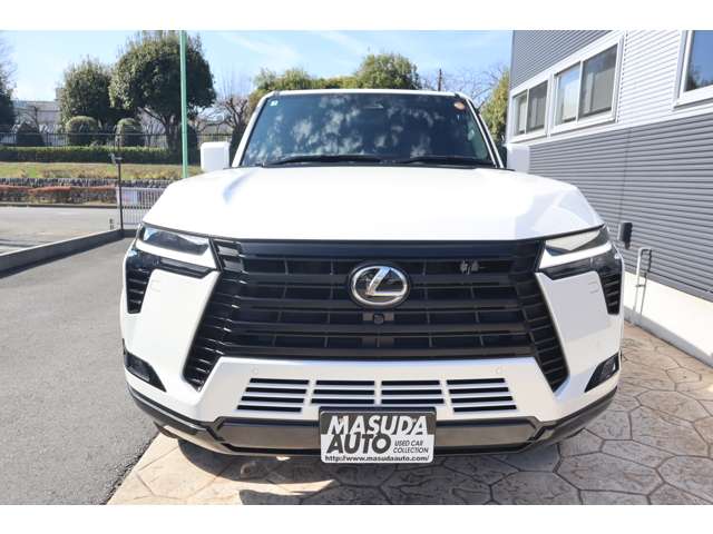 Lexus GX 2