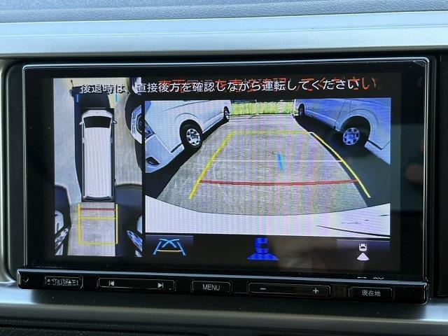 Toyota Hiace 8