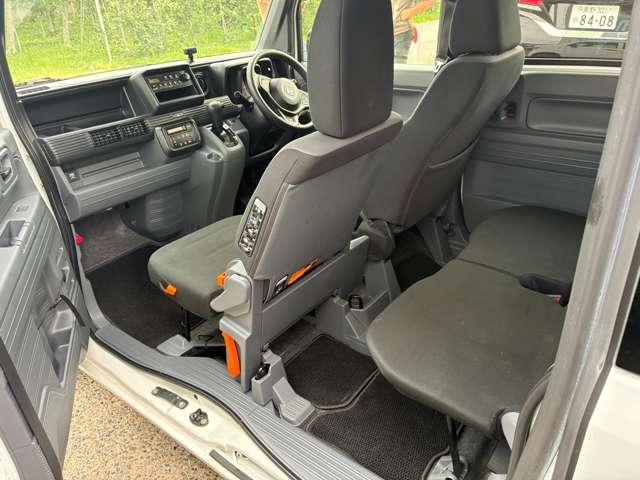 Honda N-VAN 9