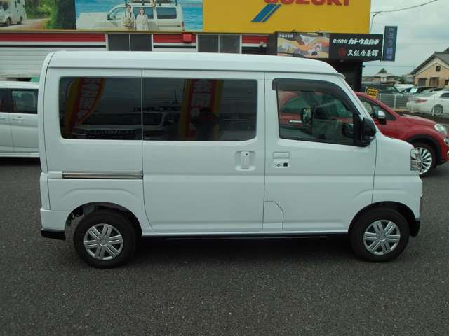 Daihatsu Atrai 4