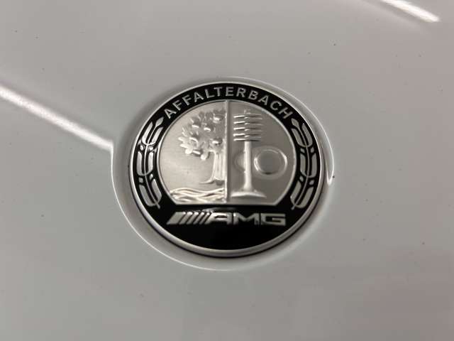 Mercedes-Benz GLC 7