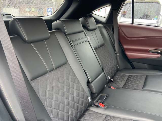 Toyota Harrier 10