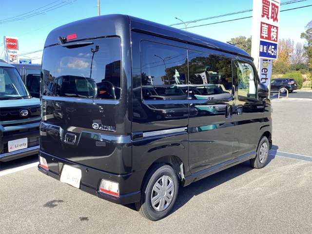 Daihatsu Atrai 4