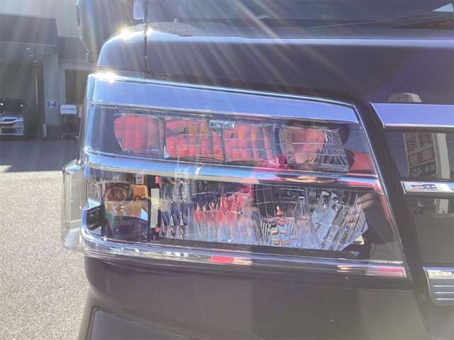 Daihatsu Atrai 7