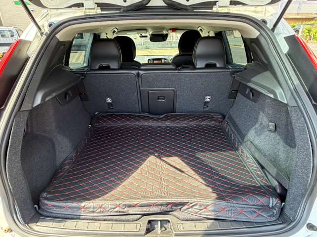 Volvo XC40 11