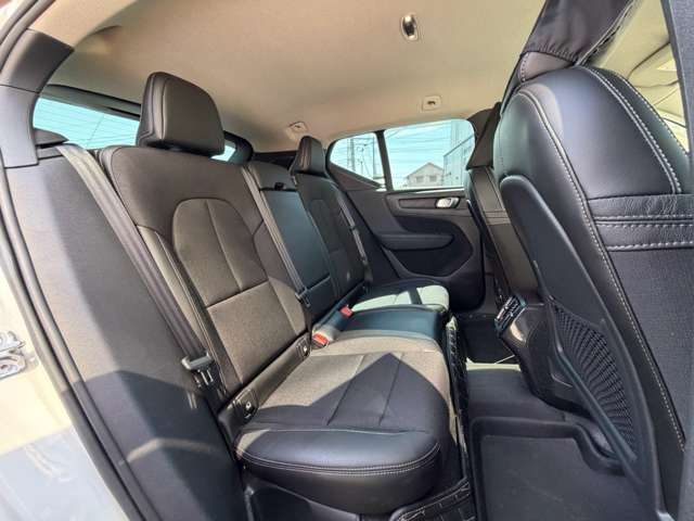 Volvo XC40 8