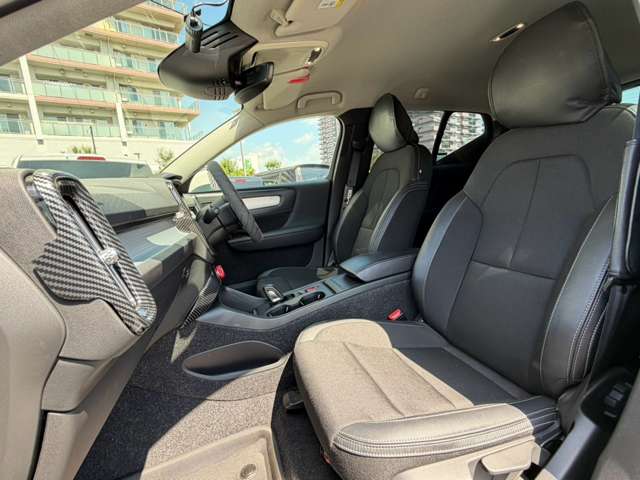 Volvo XC40 9
