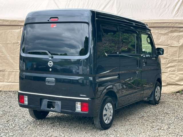 Nissan NV100 Clipper 2