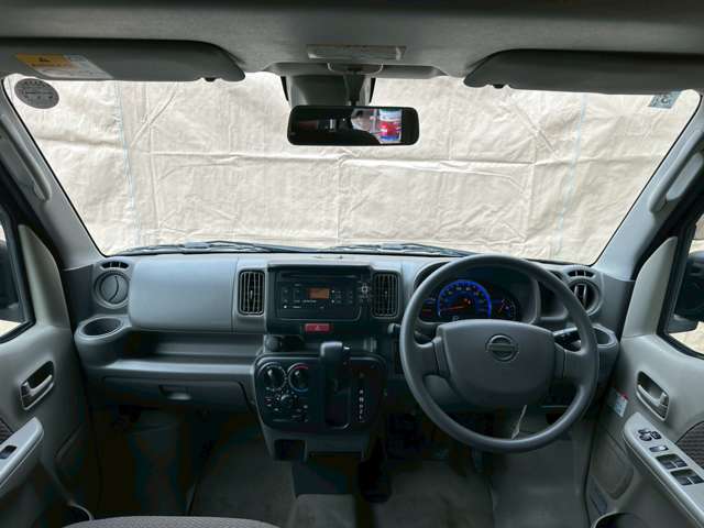 Nissan NV100 Clipper 4