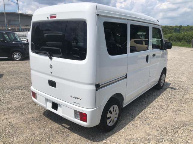 Suzuki Every 6
