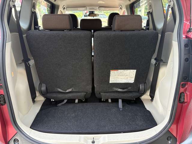 Toyota Sienta 12