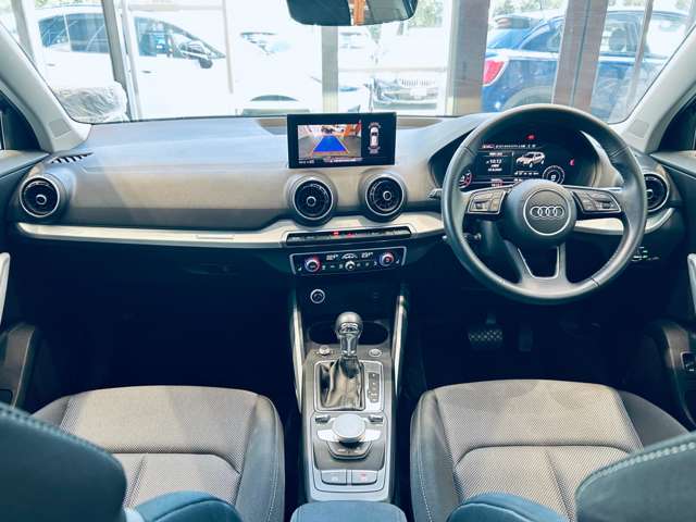 Audi Q2 4