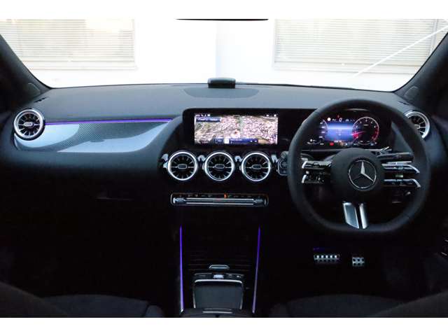 Mercedes-Benz GLA-Class 5