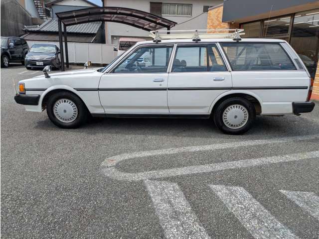 Toyota Mark II Van 8