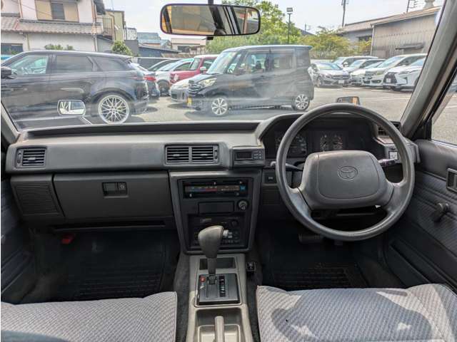 Toyota Mark II Van 9