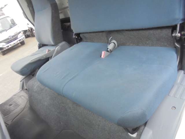 Mitsubishi Fuso Canter 6