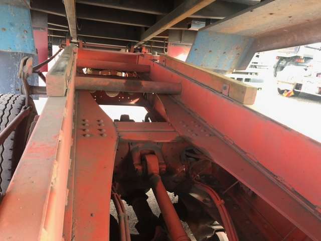 UD Trucks Quon 11