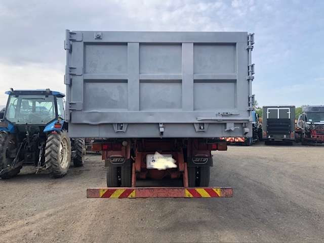 UD Trucks Quon 5