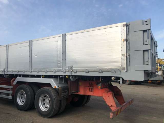 UD Trucks Quon 6