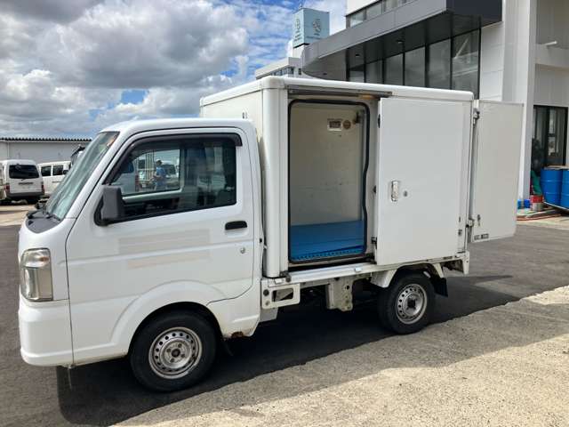 Mazda Scrum Truck 10