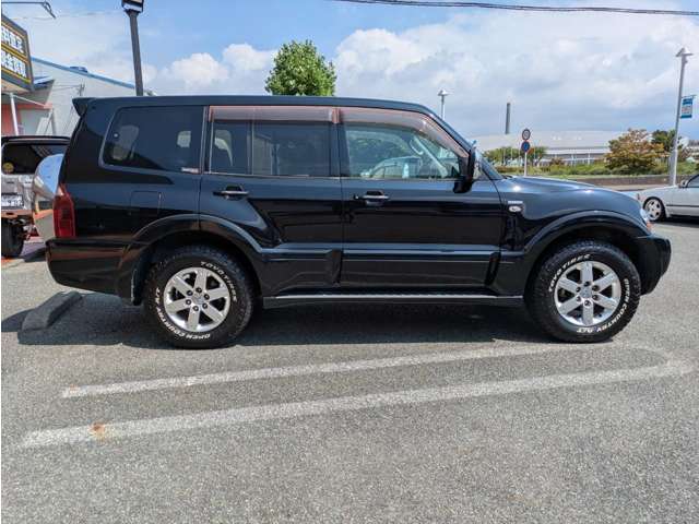 Mitsubishi Pajero 4