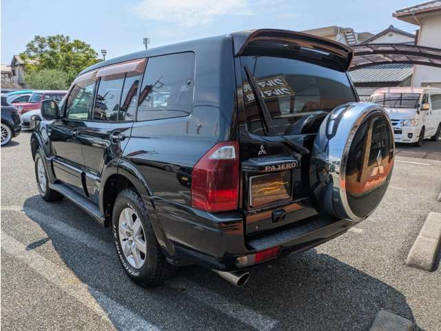 Mitsubishi Pajero 7