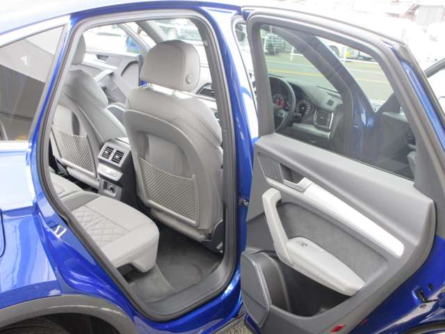 Audi Q5 Sportback 8