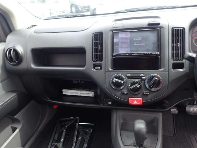 Mazda Familia Van 11