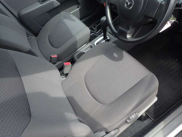 Mazda Familia Van 8