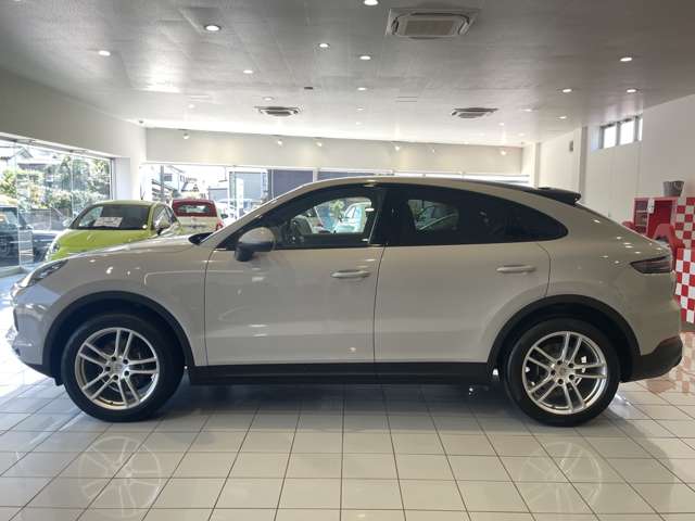 Porsche Cayenne Coupe 8