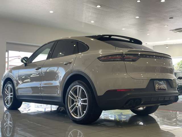 Porsche Cayenne Coupe 10