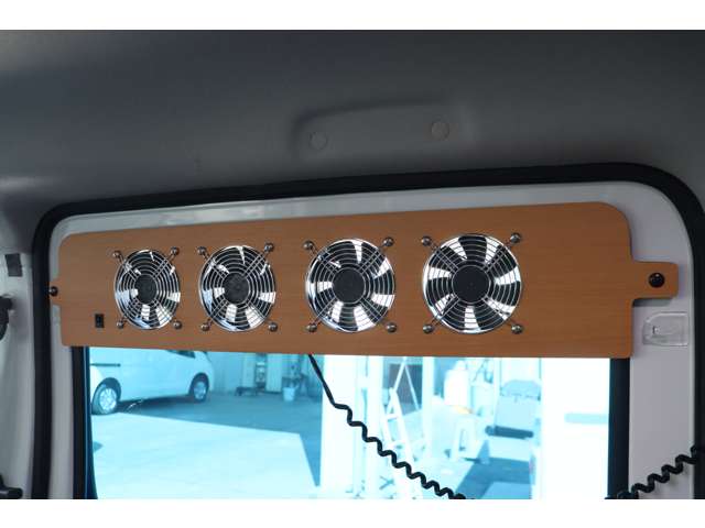 Toyota Town Ace Van 8