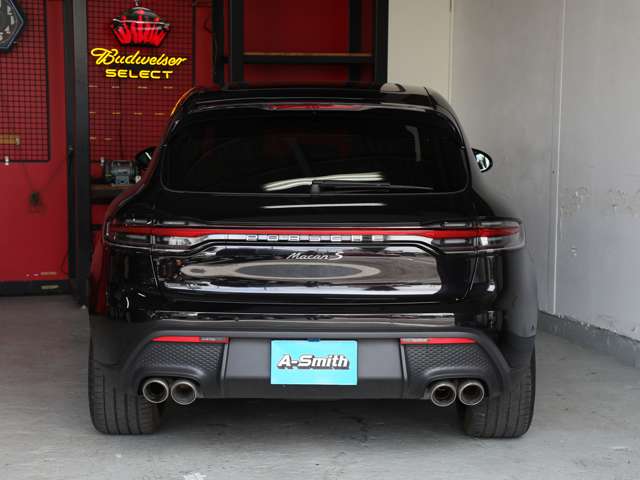 Porsche Macan 3