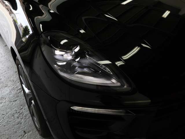 Porsche Macan 7