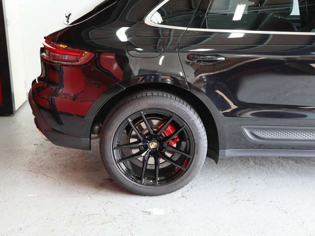 Porsche Macan 10