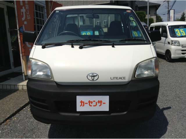 Toyota Light Ace Truck 3