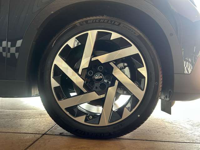 MINI Countryman 4