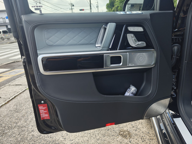 Mercedes-Benz G-Class 10
