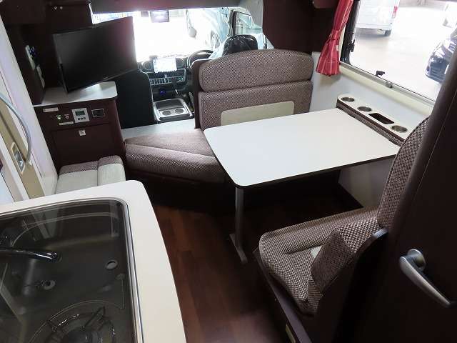Toyota Camroad 4