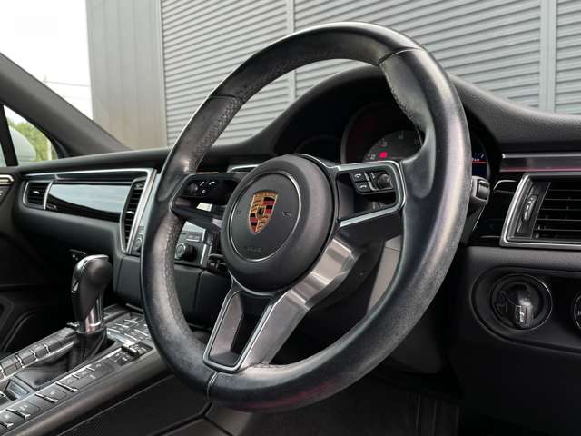 Porsche Macan 7