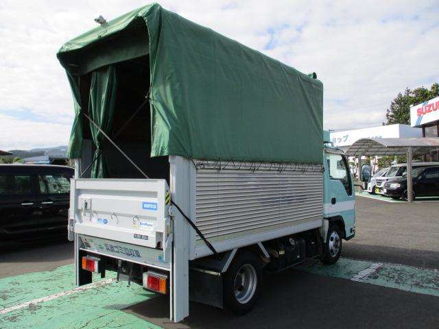 Isuzu Elf 6