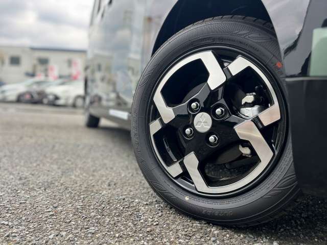 Mitsubishi Delica Mini 12