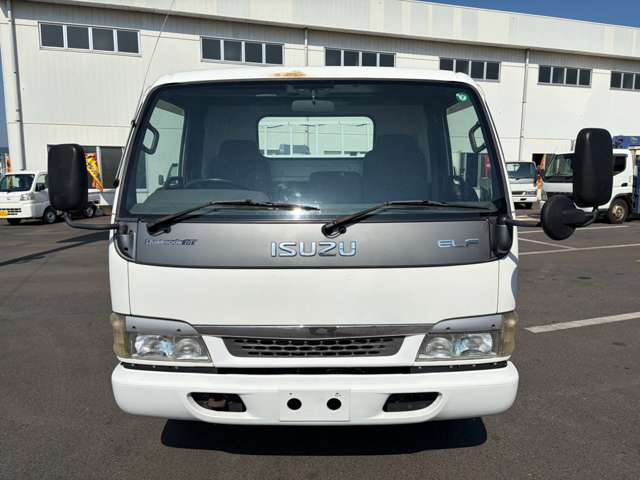 Isuzu Elf 4