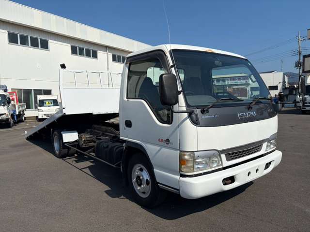 Isuzu Elf 7