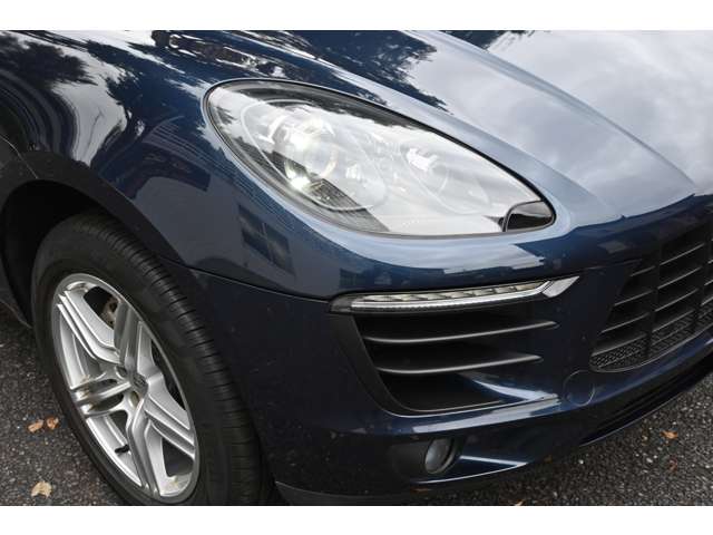 Porsche Macan 2