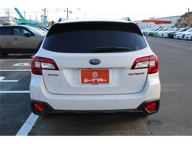 Subaru Legacy Outback 12