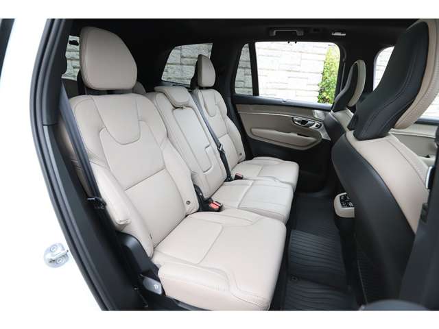 Volvo XC90 12