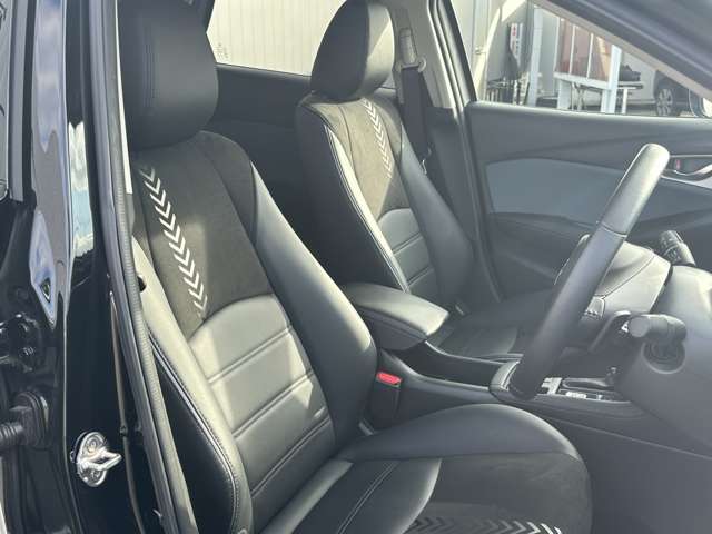 Mazda CX-3 4